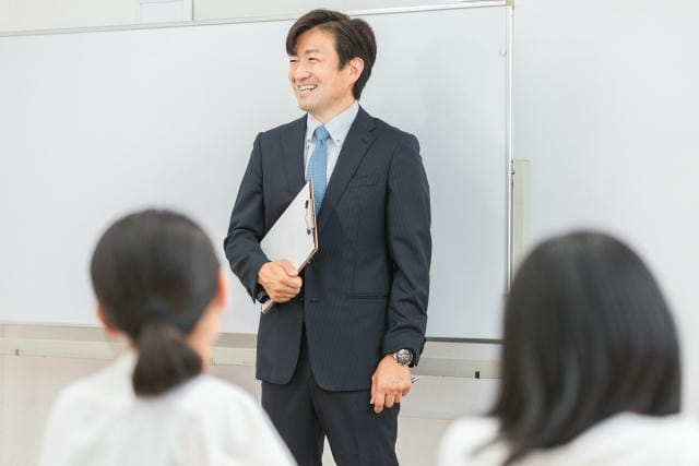 通信制高校が切り拓く自由と未来の学びの革新